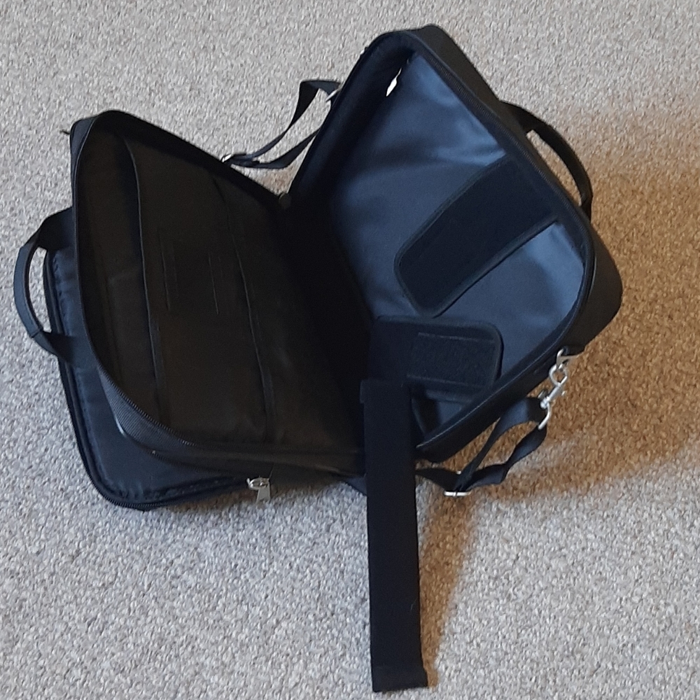 Icon Briefcase/Lap Top Computer Bag - Picture 11 of 14